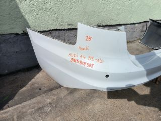 bontott AUDI A4 B9 Hátsó Lökhárító (Részeivel)