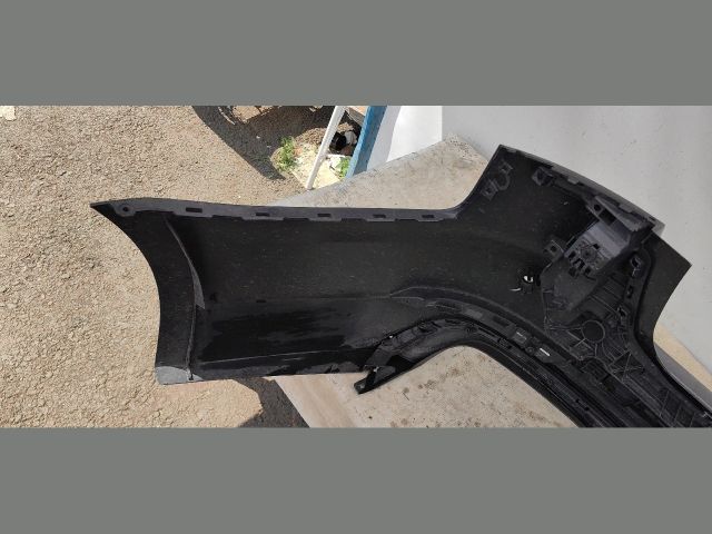 bontott AUDI A4 B9 Hátsó Lökhárító (Üresen)