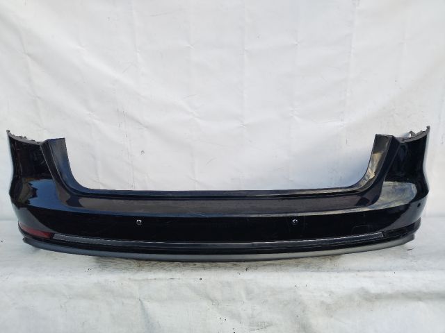 bontott AUDI A4 B9 Hátsó Lökhárító (Üresen)