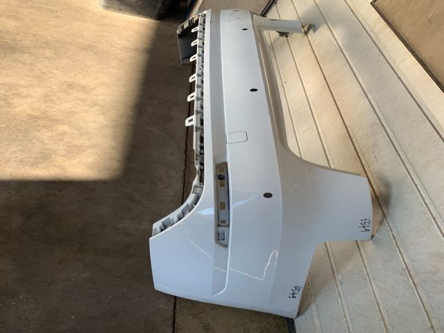 bontott AUDI A4 B9 Hátsó Lökhárító (Üresen)