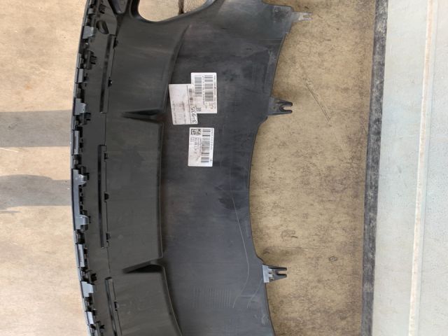 bontott AUDI A4 B9 Hátsó Lökhárító (Üresen)