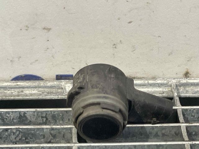 bontott AUDI A4 B9 Hátsó Tolatóradar Fej