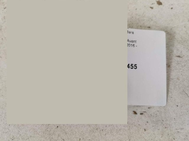 bontott AUDI A4 B9 Hátsó Vonószem Burkolat