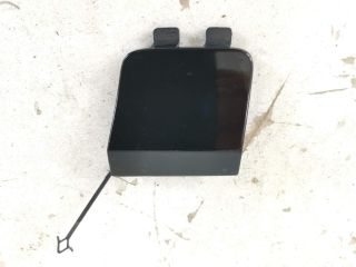 bontott AUDI A4 B9 Hátsó Vonószem Burkolat