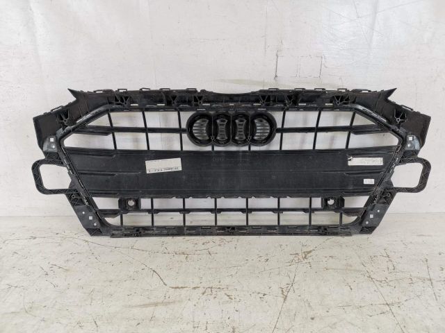 bontott AUDI A4 B9 Hűtőrács