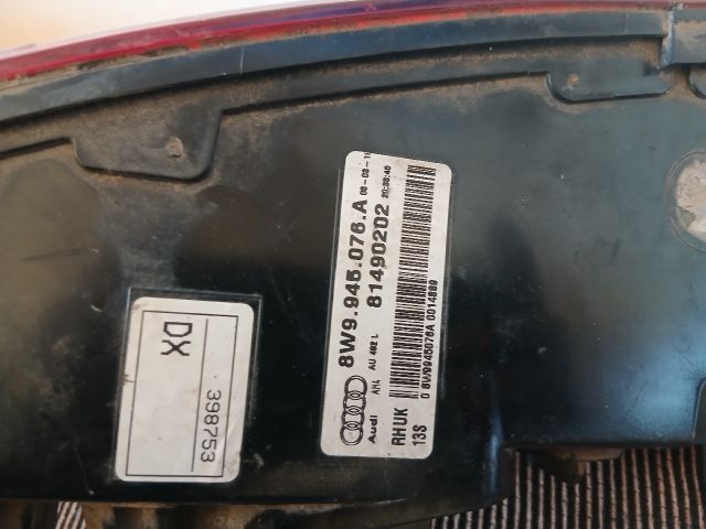 bontott AUDI A4 B9 Jobb Belső Hátsó Lámpa