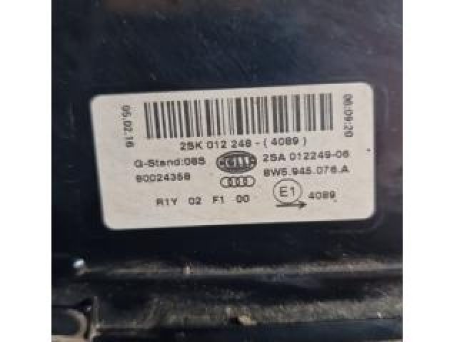 bontott AUDI A4 B9 Jobb Belső Hátsó Lámpa