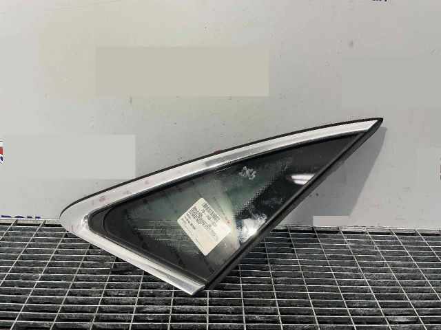 bontott AUDI A4 B9 Jobb C Oszlop