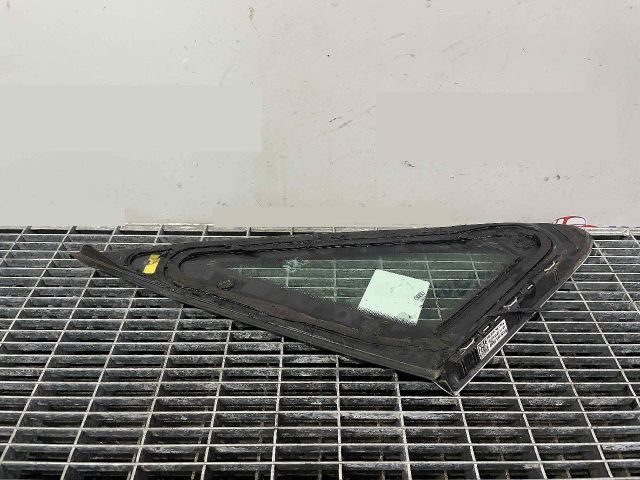 bontott AUDI A4 B9 Jobb C Oszlop