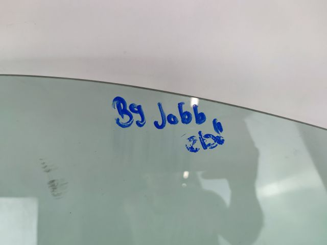 bontott AUDI A4 B9 Jobb első Ablak