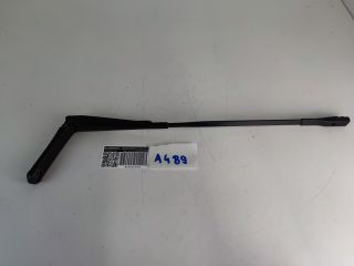 bontott AUDI A4 B9 Jobb első Ablaktörlő Kar
