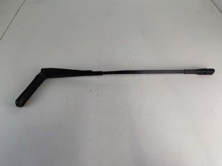 bontott AUDI A4 B9 Jobb első Ablaktörlő Kar