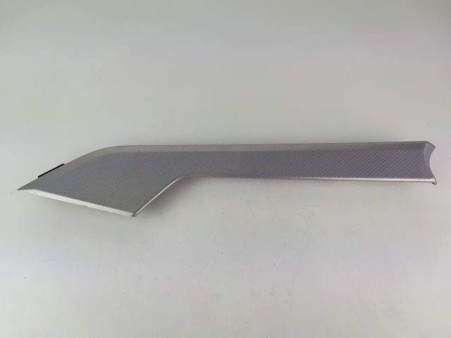 bontott AUDI A4 B9 Jobb első Ajtó Díszléc