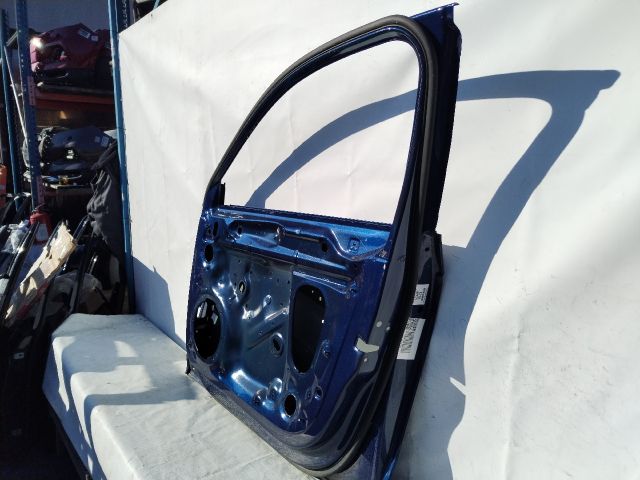 bontott AUDI A4 B9 Jobb első Ajtó (Üres lemez)