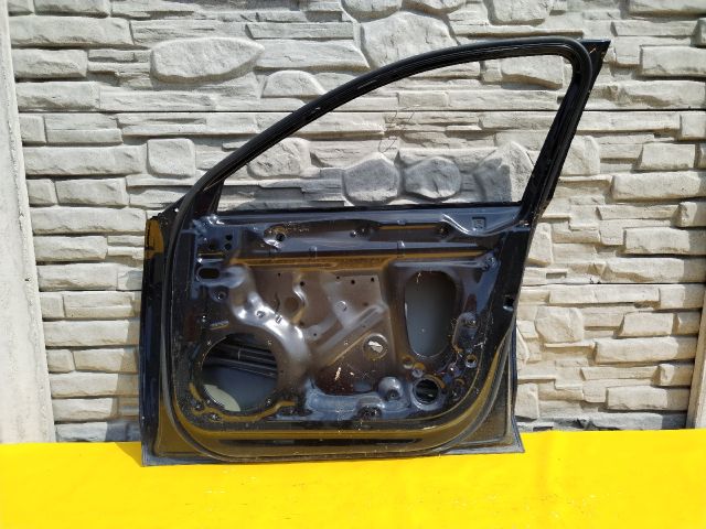 bontott AUDI A4 B9 Jobb első Ajtó (Üres lemez)