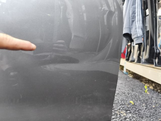 bontott AUDI A4 B9 Jobb első Ajtó (Üres lemez)