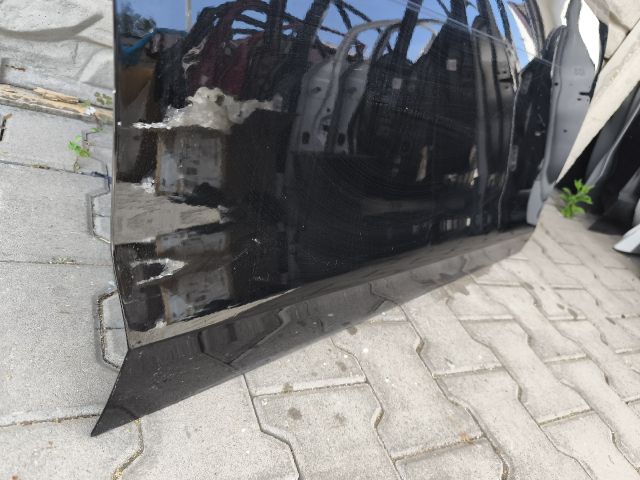 bontott AUDI A4 B9 Jobb első Ajtó (Üres lemez)