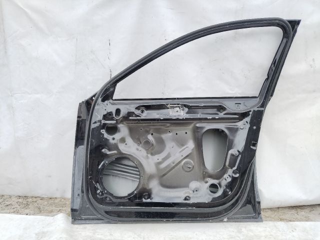 bontott AUDI A4 B9 Jobb első Ajtó (Üres lemez)