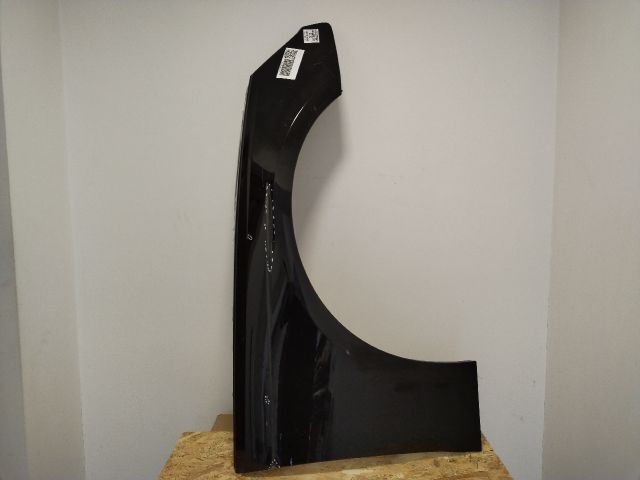 bontott AUDI A4 B9 Jobb első Sárvédő