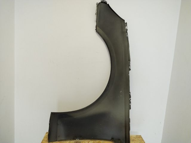 bontott AUDI A4 B9 Jobb első Sárvédő