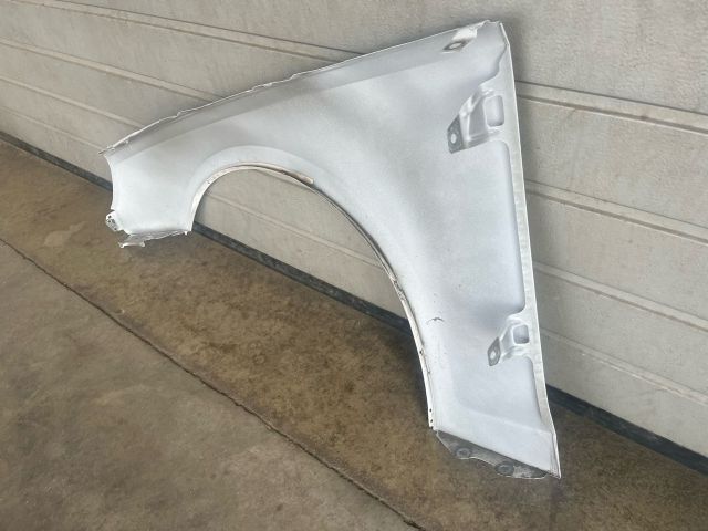 bontott AUDI A4 B9 Jobb első Sárvédő