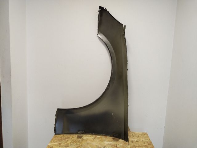 bontott AUDI A4 B9 Jobb első Sárvédő