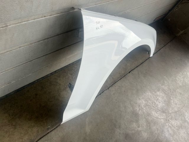 bontott AUDI A4 B9 Jobb első Sárvédő