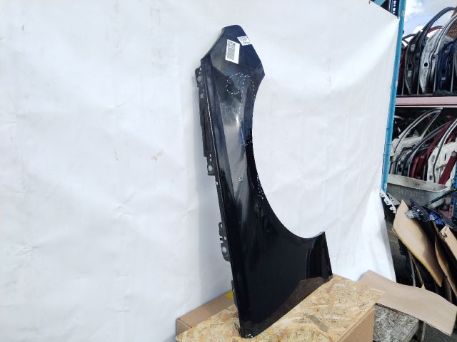 bontott AUDI A4 B9 Jobb első Sárvédő