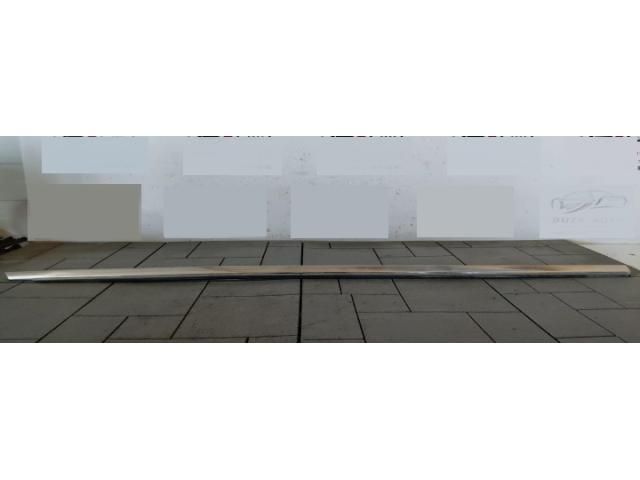 bontott AUDI A4 B9 Jobb első Vízlehúzó Gumicsík