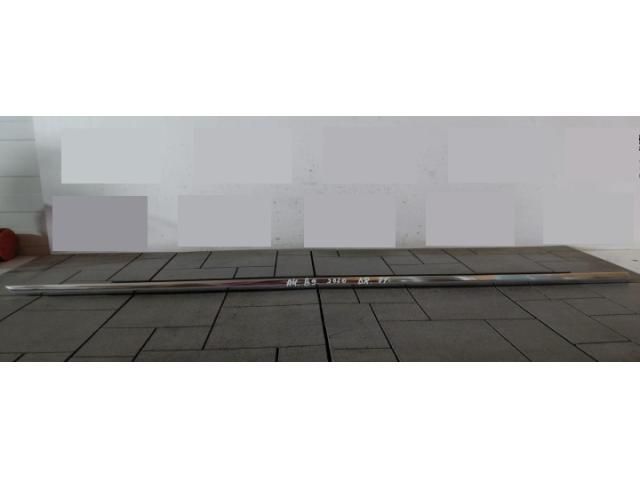 bontott AUDI A4 B9 Jobb első Vízlehúzó Gumicsík