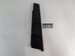 bontott AUDI A4 B9 Jobb hátsó Ajtó Díszléc