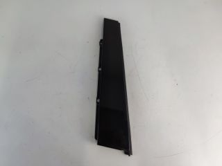 bontott AUDI A4 B9 Jobb hátsó Ajtó Díszléc