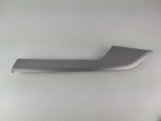 bontott AUDI A4 B9 Jobb hátsó Ajtó Díszléc