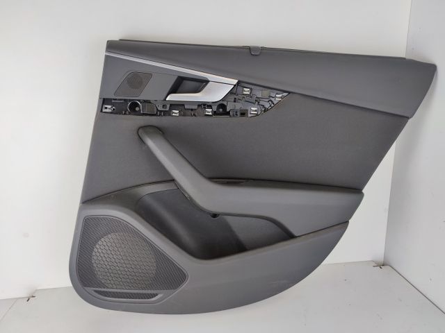 bontott AUDI A4 B9 Jobb hátsó Ajtó Kárpit