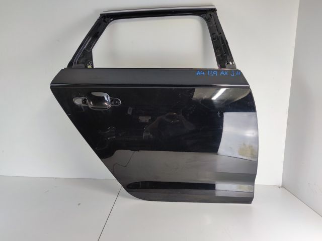 bontott AUDI A4 B9 Jobb hátsó Ajtó (Üres lemez)