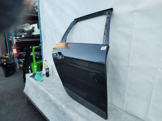 bontott AUDI A4 B9 Jobb hátsó Ajtó (Üres lemez)