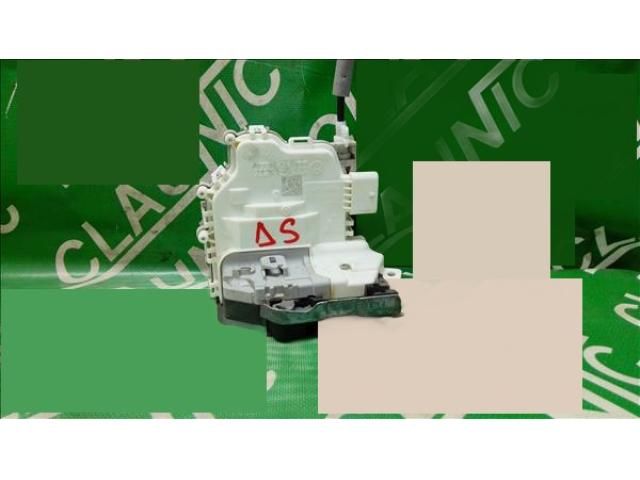 bontott AUDI A4 B9 Jobb hátsó Ajtózár