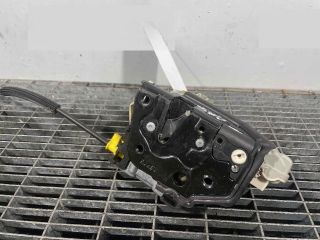 bontott AUDI A4 B9 Jobb hátsó Ajtózár