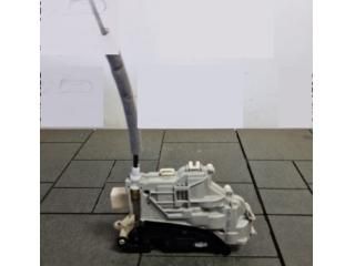 bontott AUDI A4 B9 Jobb hátsó Ajtózár