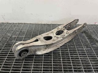 bontott AUDI A4 B9 Jobb hátsó Alsó Lengőkar