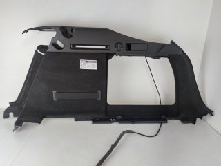 bontott AUDI A4 B9 Jobb hátsó Csomagtér Burkolat (Műanyag)