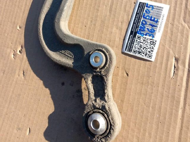 bontott AUDI A4 B9 Jobb hátsó Felső Hátsó Lengőkar