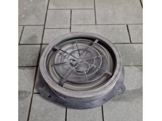 bontott AUDI A4 B9 Jobb hátsó Hangszóró