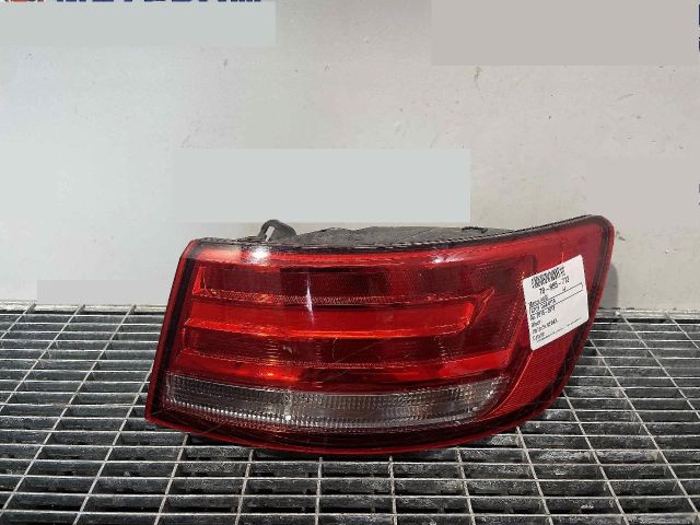 bontott AUDI A4 B9 Jobb Hátsó Lámpa