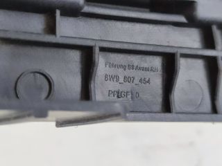 bontott AUDI A4 B9 Jobb hátsó Lökhárító Tartó (Műanyag)