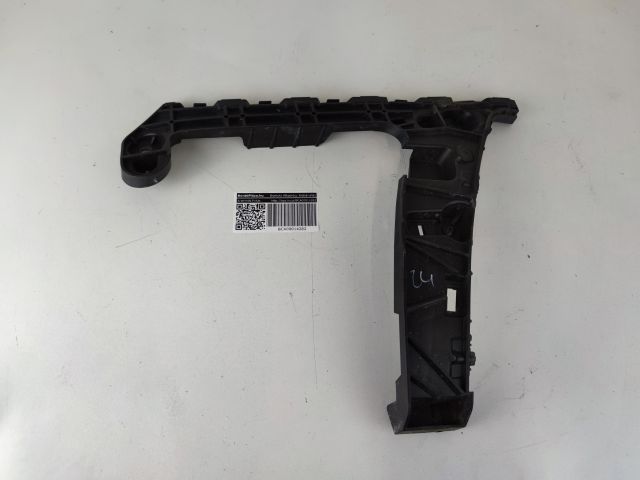 bontott AUDI A4 B9 Jobb hátsó Lökhárító Tartó (Műanyag)