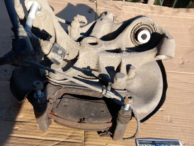 bontott AUDI A4 B9 Jobb hátsó Tengelycsonk