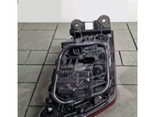 bontott AUDI A4 B9 Jobb Külső Hátsó Lámpa