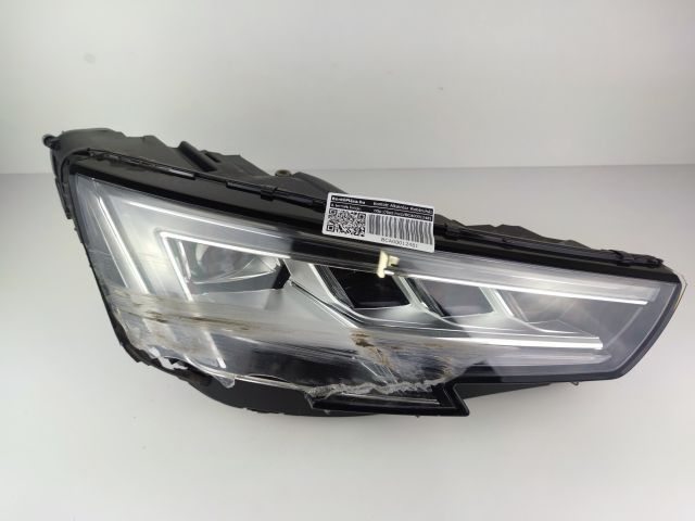bontott AUDI A4 B9 Jobb Ledes Fényszóró