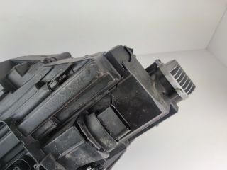 bontott AUDI A4 B9 Jobb Ledes Fényszóró